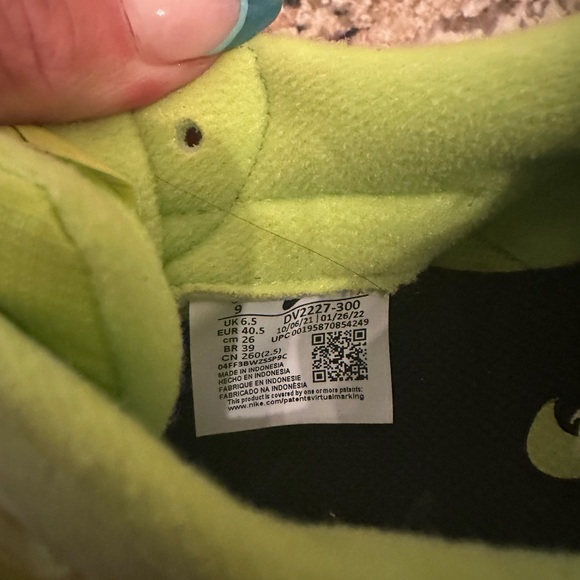 Green Nike air max - Picture 4 of 4